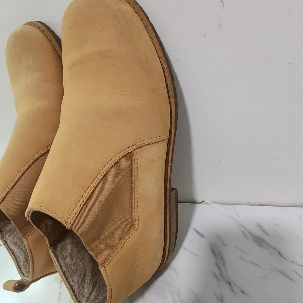 B Buffalino Mens 9 Leather   Boot‎ Beige Suede Cushioned Square Toe A7